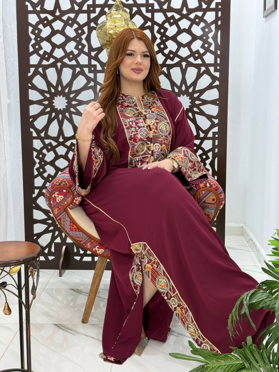 جبة الساري الهندي – أناقة تقليدية بلمسة فاخرة