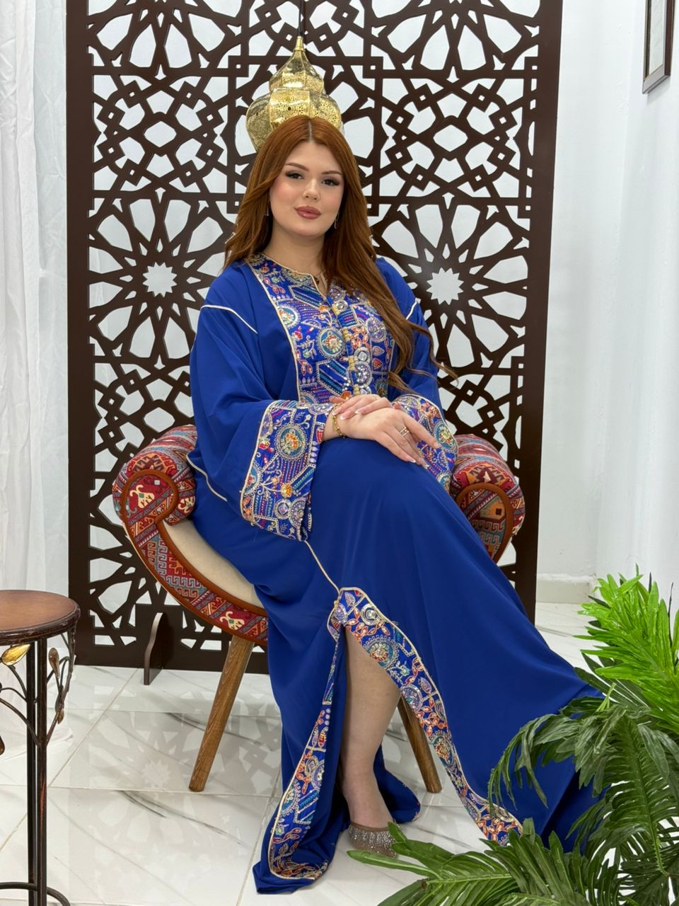 جبة الساري الهندي – أناقة تقليدية بلمسة فاخرة